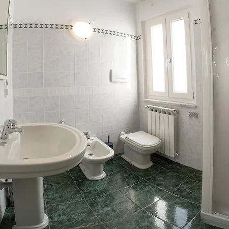 Imperia City Apartment *