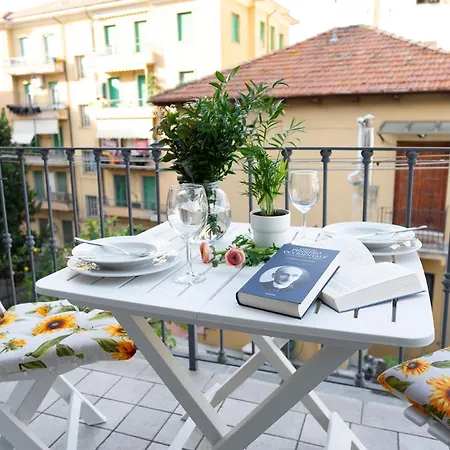 Apartment Imperia City Apartment *